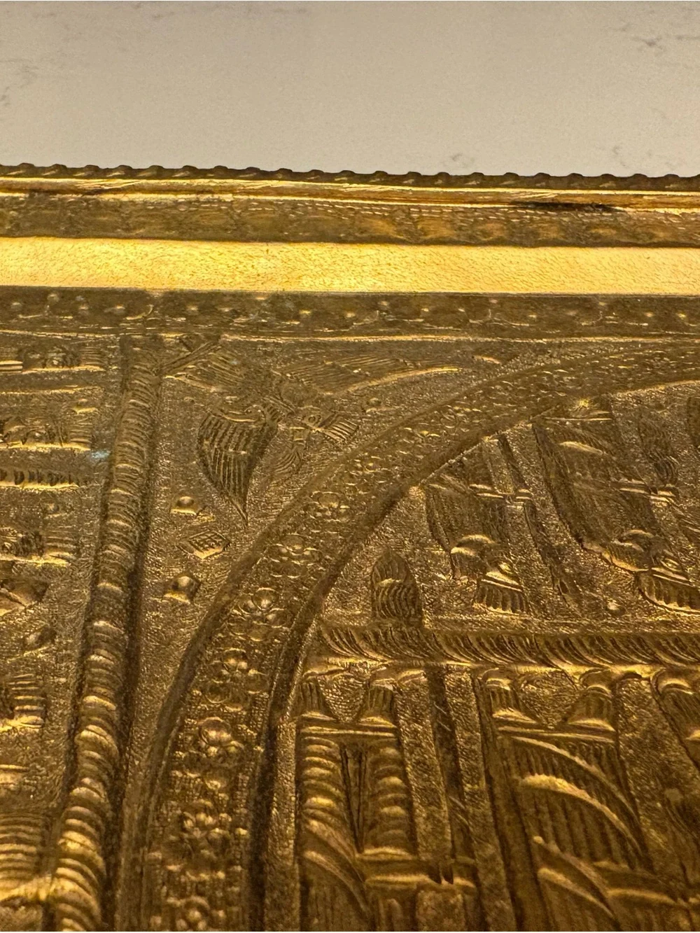 Vintage Persian Hand-Chased Brass Tray – Mid-Century Middle Eastern Decor